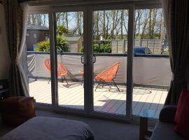 Boulevard, pet-friendly hotel in Selsey