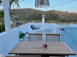 New! Casa do Mar - Pedralva - Sagres- Surf & Nature, помешкання для відпустки у місті Віла-ду-Бішпу
