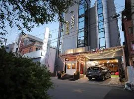 Stay RomanticTrip_Hostel