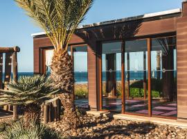 Paradis Plage Surf Yoga & Spa, resort in Taghazout