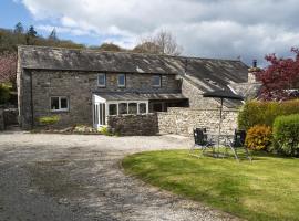 Manor Farm Barn Cottage, hotel in Burton