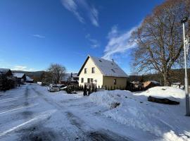 Apartmány u Bernardů, hotel in Stožec