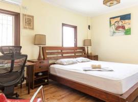 Cosy room near IDC & Center- Herzliya Homestay、ヘルツリーヤのホテル