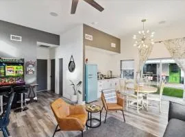 The Gregory: 2 Bed/1 Bath Guesthouse