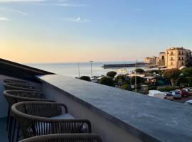 Salemare Rooms & Suites, hotell i Cefalù