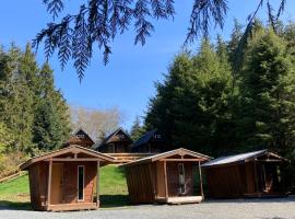 The Hiker Huts, hotel v destinaci Port Renfrew