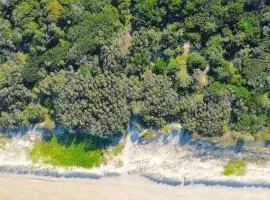 Castaways Beach House Noosa