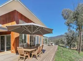 High Country Lodge