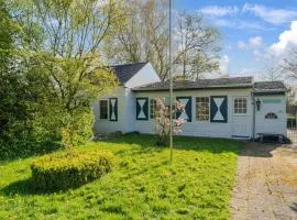 Amazing holiday home in Scherpenisse with spacious garden