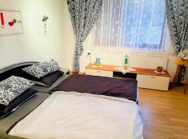 Chalet in Flattnitz near Ski Slopes & Lakes, hôtel à Karnten