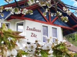 Landhaus Zitz, מלון בRanten