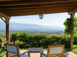 La Tuia Vacanze apt for 4PP and apt for 2PP、モンテヴァルキのホテル