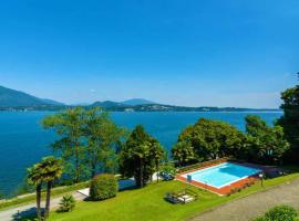 Blue Lake apartment, Hotel in Stresa