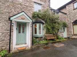 Egremont Cottage, vacation home in Carnforth