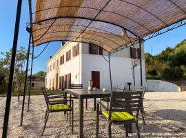 Villa dei Trabocchi - Accogliente casale per famiglie che affaccia sul mare、オルトーナのカントリーハウス