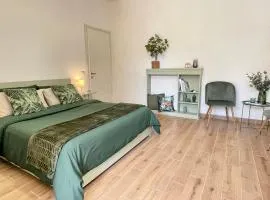 GREEN HOUSE Fiumicino Rome Airport - Bright Studio Apartment