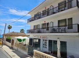 SEVEN Hostal – hotel w Cala Millor