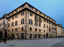 Grand Universe La Residenza, residence a Lucca