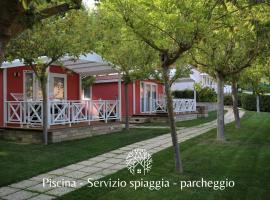 Green Garden Village, hotell i Sirolo