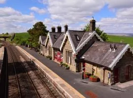 Platform Cottage