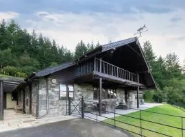 Rhosferig Lodge