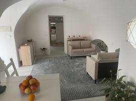 Apartman Fabrik, hotel with parking in Hainburg an der Donau