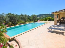 Gorgeous Home In St Marcellin Les Vaiso With House A Mountain View, hotel v mestu Saint-Marcellin-lès-Vaison