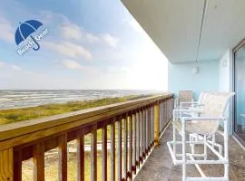 MT303 Beautiful Newly Remodeled Condo with Gulf Views, Beach Boardwalk and Communal Pool Hot Tub