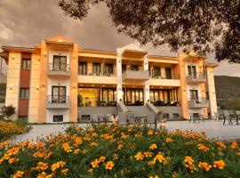 Filoxenia Hotel, hotel din apropiere 
 de Paul Vrellis museum of greek history and wax statue, Ioannina