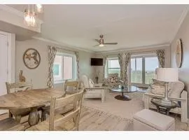 IR145 2nd Floor Condo, Ocean View, 1 Bedroom, Shared Pools, Boardwalks