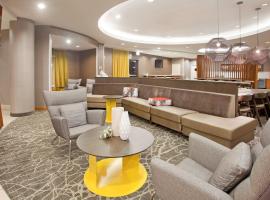 Springhill Suites by Marriott Wichita East At Plazzio – hotel w mieście Wichita