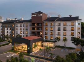 Courtyard by Marriott Santo Domingo, hotel cerca de Expreso Bávaro, Santo Domingo