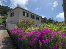 Terra Batista house, ubytování v soukromí v destinaci Porto da Cruz
