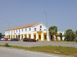 AS Chucena, hotel with parking in Chucena