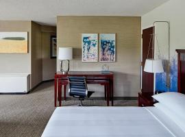 Minneapolis Marriott West, готель у місті Сент-Луіс-Парк