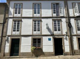 Casa Anglicana del Peregrino/ Pensión Santa Cristina, holiday rental in Santiago de Compostela