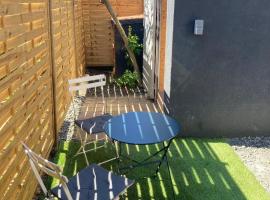 Studio avec terrasse et parking au Mans