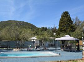 Viesnīca Villa Gardiki for2 pilsētā Halikounas