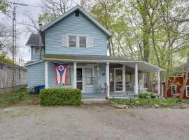 Spacious Lakeside Cottage - 2 Miles to Marblehead!