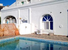 Loukas Kontos Traditional House، فيلا في Emporio Santorini