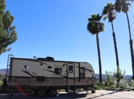 RV quiet place in the mountain, pet-friendly hotel in Hemet