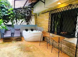 Monet Luxury Loft