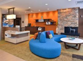 Fairfield Inn & Suites by Marriott Sacramento Airport Woodland, hotel v mestu Woodland