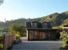 30 PCT OFF! Malibu Serene Cottage with King Bed, Beach, BBQ