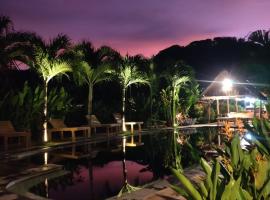 Palm Green Hotel, парк-отель в городе Кута, остров Ломбок