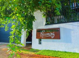 Blooming Holiday Resort, hotel v destinaci Anuradhápura