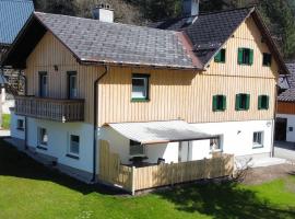 Ferienhaus Mayr, hotel cu parcare din Bad Aussee