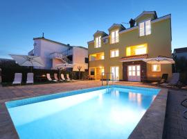 Apartments Oliva, holiday rental in Vrsi