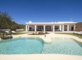 Villa Racó de Sa Vinyeta, holiday home sa Sant Llorenç de Balafia