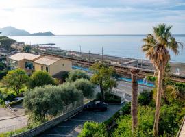 Real Park Hotel, hotel en Cavi di Lavagna